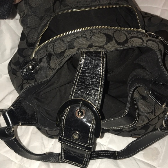 Coach signature purse - Picture 3 of 7